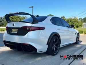 Alfa Romeo Giulia Trunk Spoiler - Carbon Fiber - GTAm Style w/ Italian Theme 